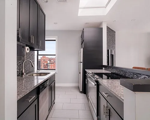 188 North St #64 Photo 1