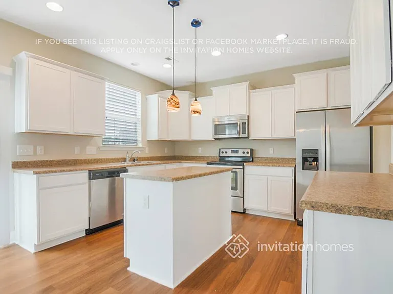 2709 Communion Ct — Photo 6