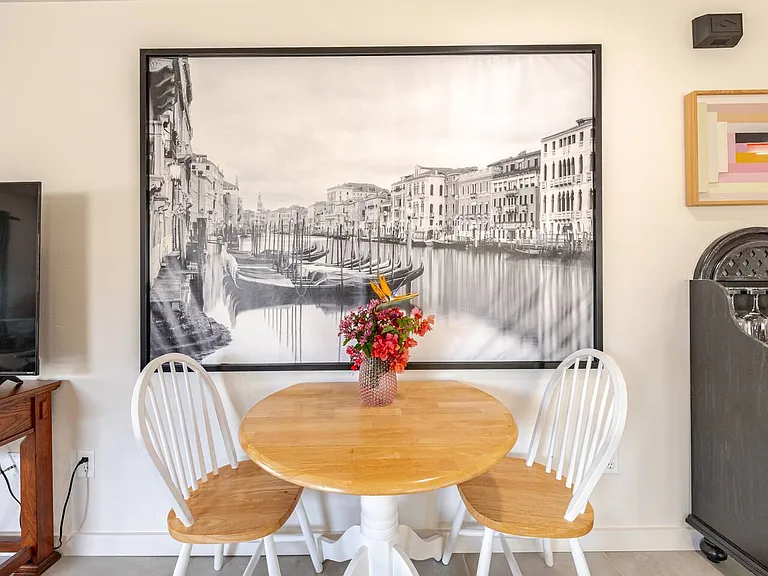 1203 San Bernardo Rd — Photo 43