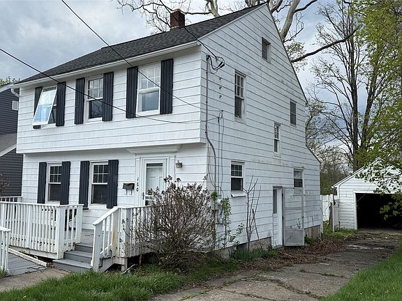 2nd image of 100 Kimble Rd