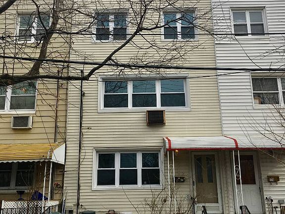2nd image of 176 Kearney Ave
