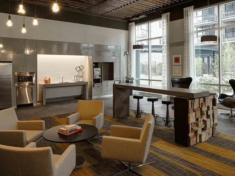 600 S Lasalle St #410 — Photo 12