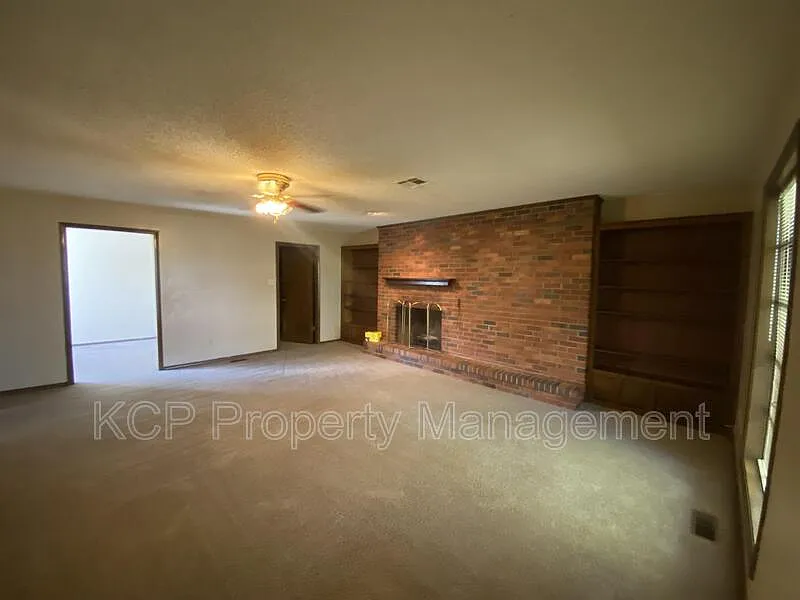 2 bed, 2.0 bath, 1484 sqft, $1,100 — Photo 4