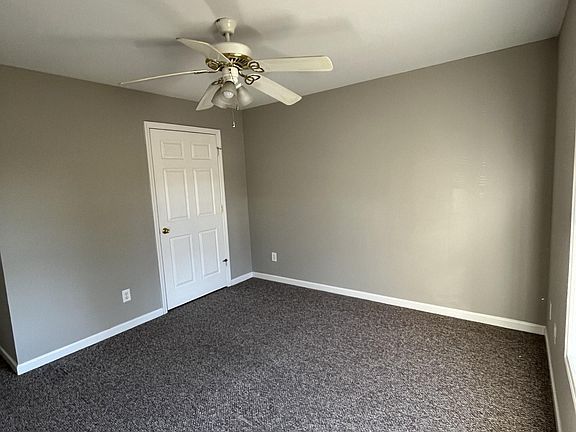5th image of 102 12th Ave N #102