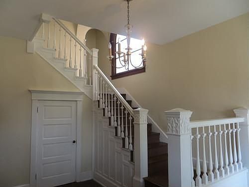2nd image of 415 Grand Ave