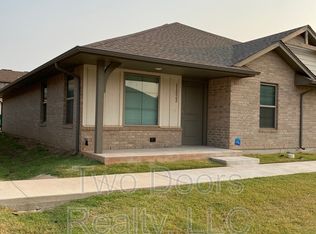 11522 Keystone Cir, Oklahoma City, OK 73114