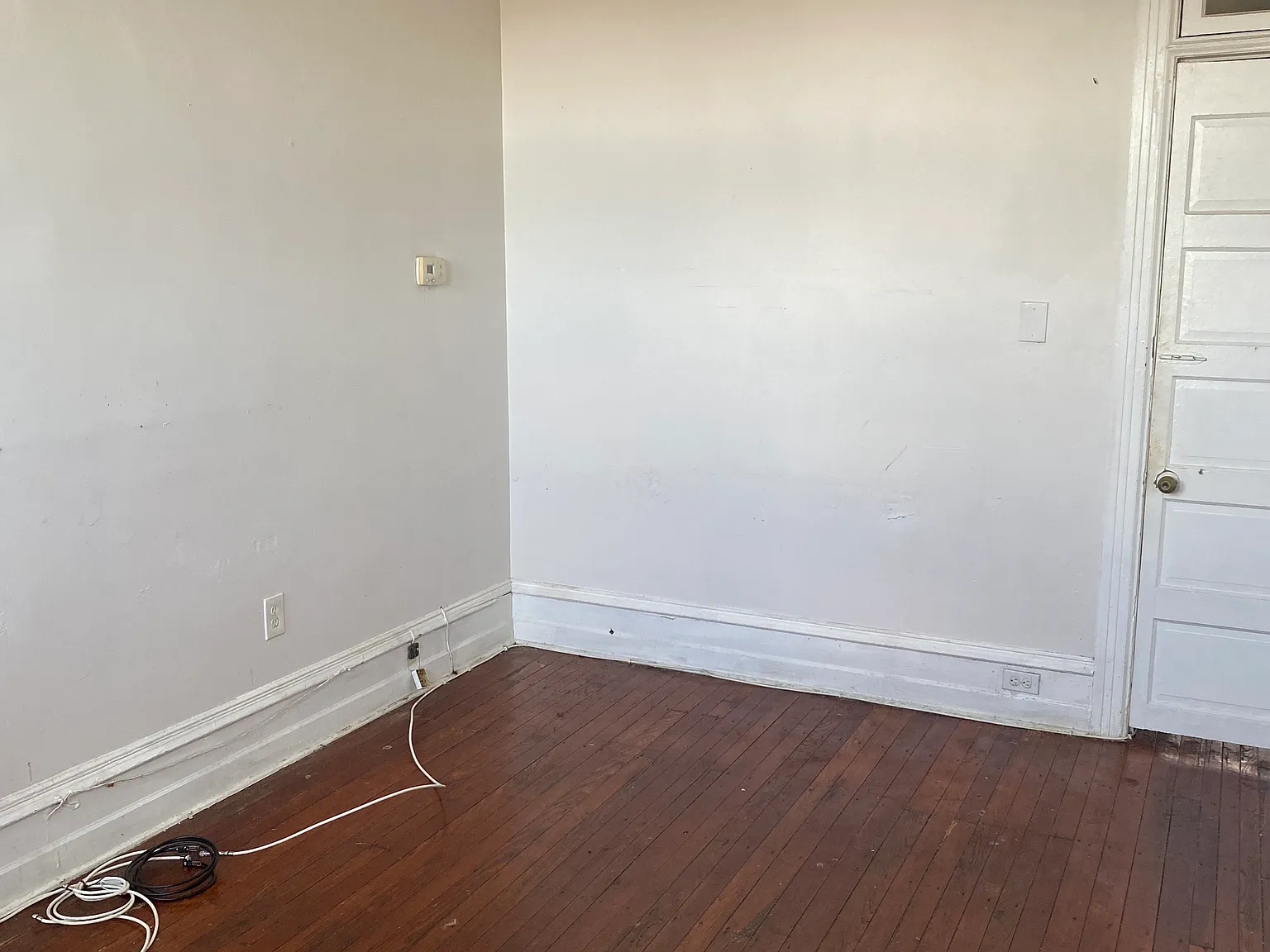 1 bed, 700 sqft, $1,000 — Photo 4