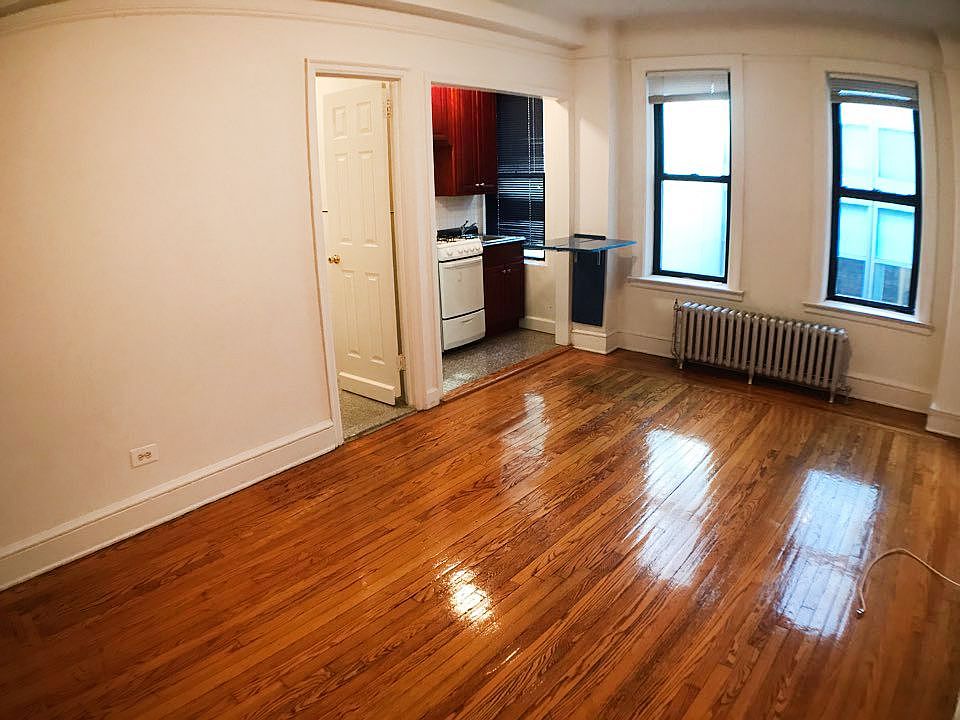 1st image of 155 E 52nd St APT 7L