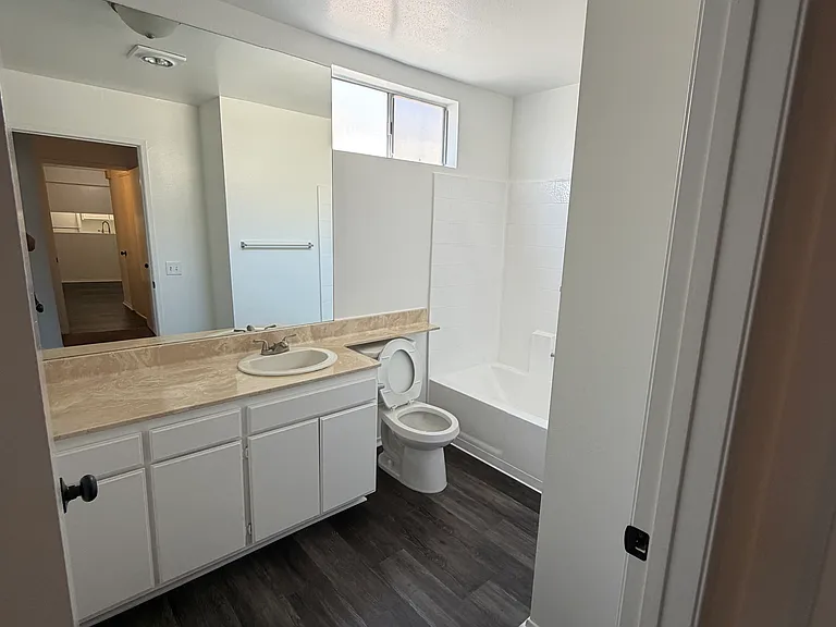 901 S Sherbourne Dr #101 — Photo 22