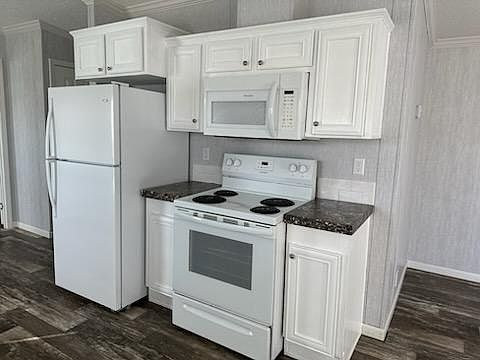1st image of 4000 24th St N #218