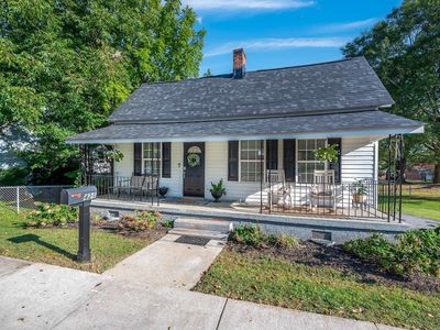421 Fairview St, Fountain Inn, SC, 29644