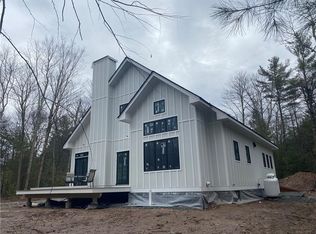 21 Rowley Rd, Barryville, NY 12719