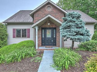 170 Aston Pl, Kingsport, TN 37660