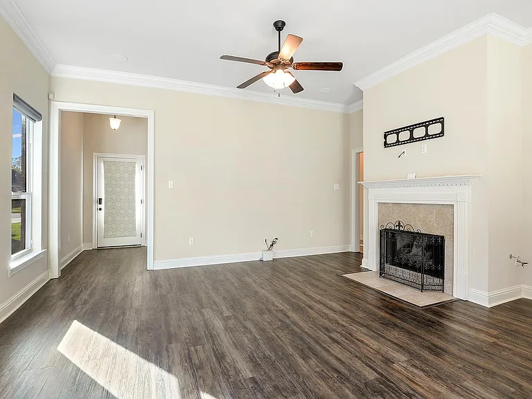 16280 Timberstone Dr — Photo 3