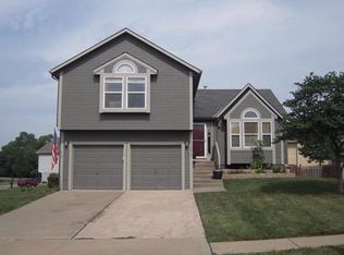 10816 N Donnelly Ct, Kansas City, MO 64157