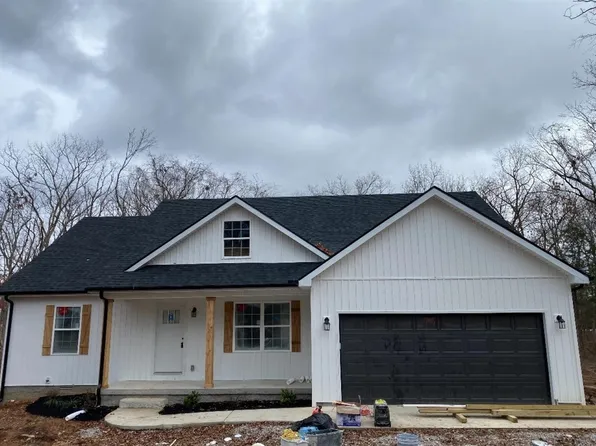 103 Woodhurst Ln, Russellville, KY 42276