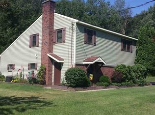 27 Gilbert Rd, Saratoga Springs, NY 12866