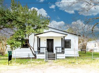 408 W Watson St, Willis, TX 77378