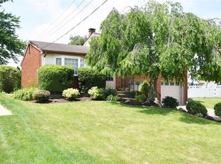 723 Lindsay Rd, Carnegie, PA 15106