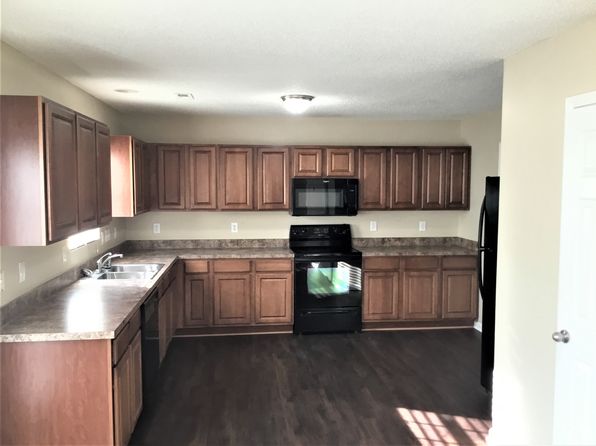 5320 Ian Dr, Mc Leansville, NC 27301