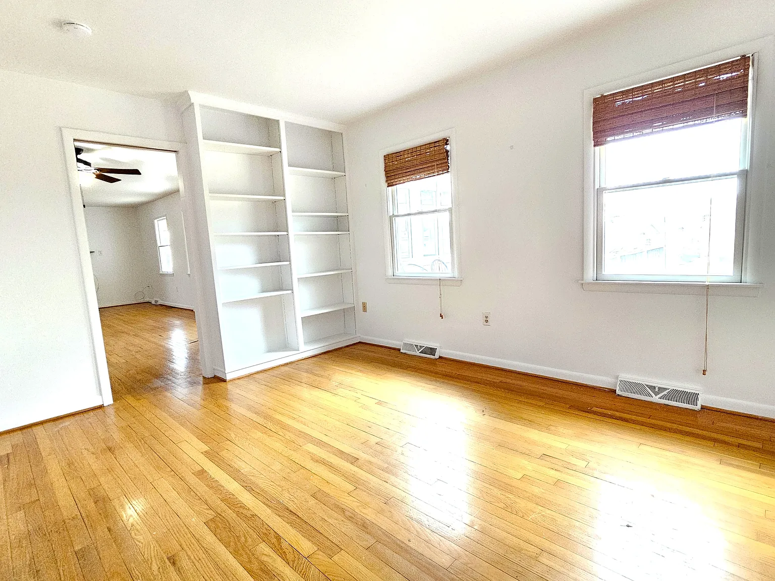 103 Shawnee Circle - 1 — Photo 4