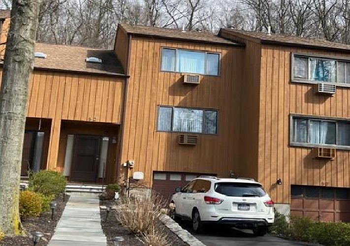 1st image of 52 Amber Dr