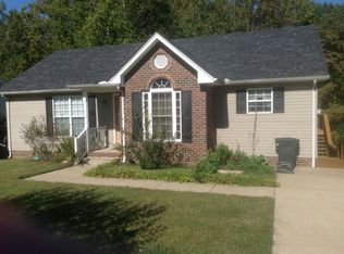 1020 Woodbrier Ln, Greenbrier, TN 37073
