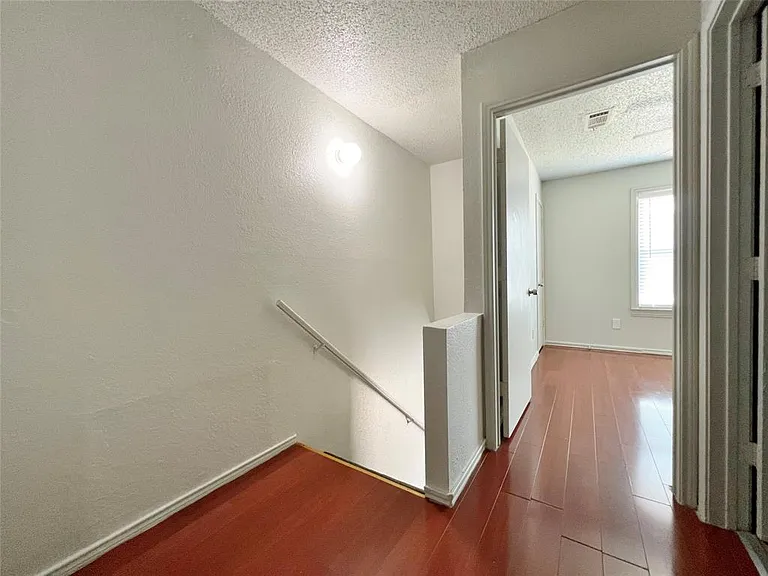 4923 Miller Ave — Photo 26