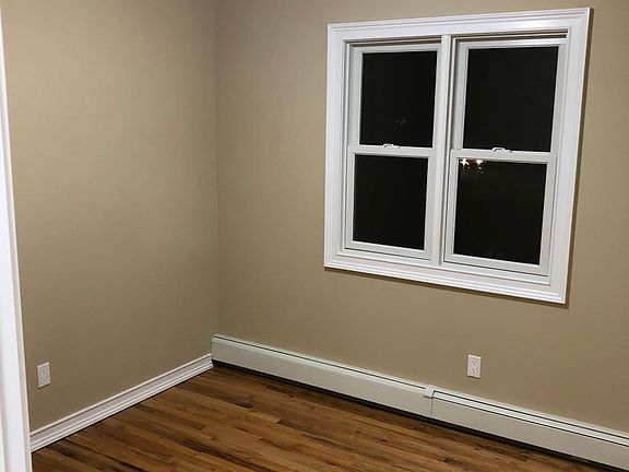 4th image of 92 Park Ave APT 2