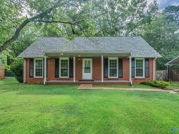 2616 Thornhill Rd NW, Huntsville, AL 35810