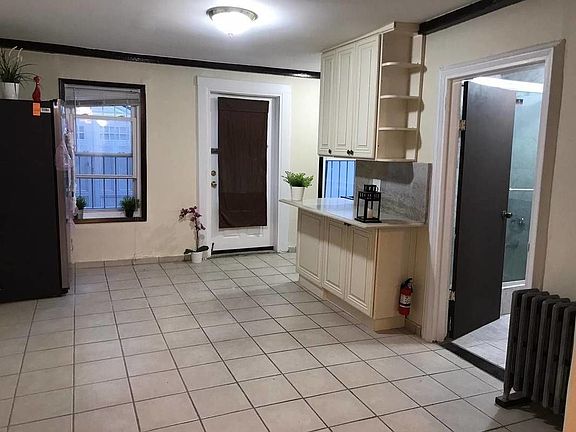 5th image of 3009 23rd St #1A