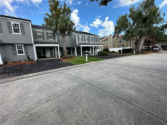 4th image of 4206 Paradis Ln