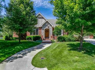 8715 E Churchill Cir, Wichita, KS 67206