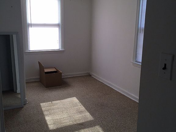 3rd image of 2230 Ardmore Ave