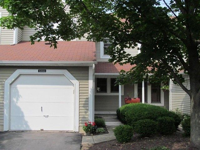 1st image of 5860 Parkbridge Ln