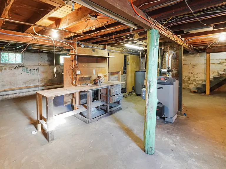 84 E Main St — Photo 44