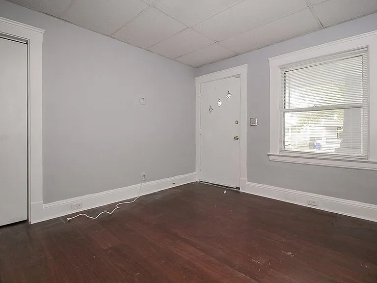 1909 Treadway Ave — Photo 17