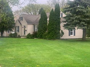 207 Orchard Hill Dr SW, North Canton, OH 44720