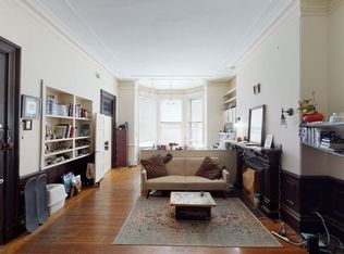 172 Marlborough St APT 1R, Boston, MA 02116