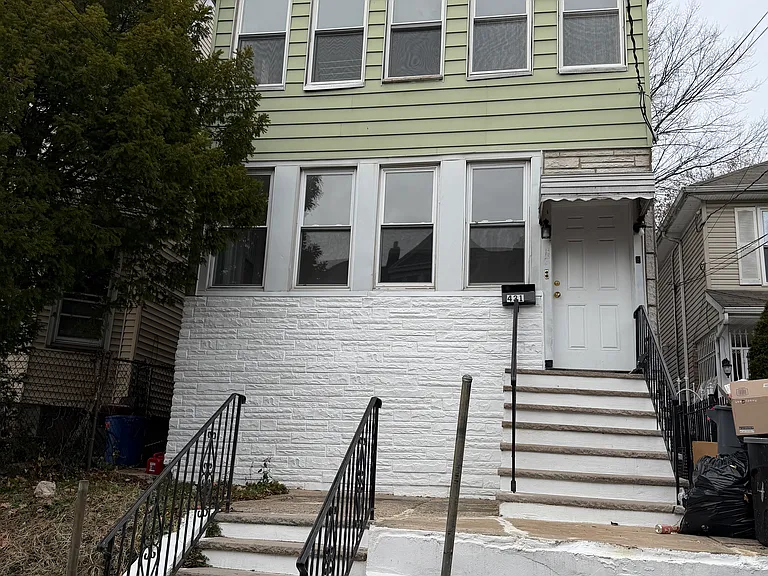 431 S 14th St #1 — Photo 1