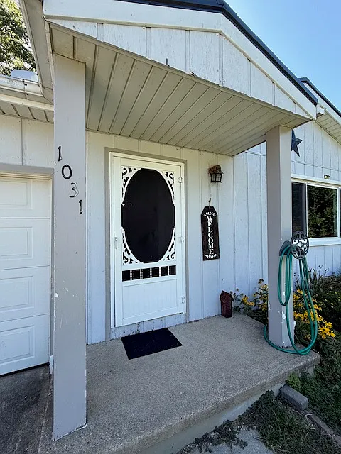 1031 Adams Street - 1 — Photo 2