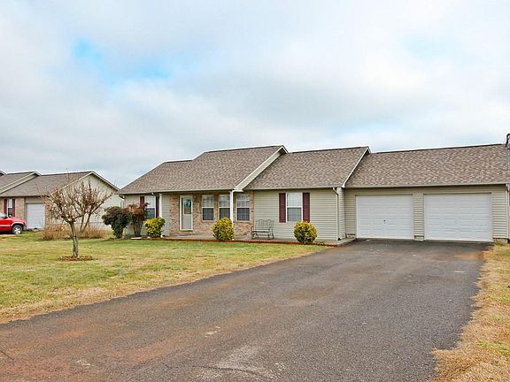 3rd image of 1022 Historic Hills Dr
