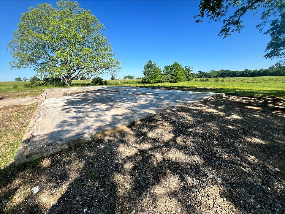1st image of 308 Farm Road 3390