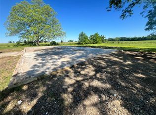 308 Farm Road 3390, Clarksville, TX 75426