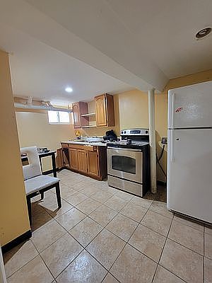 2nd image of 815 E 242nd St #G