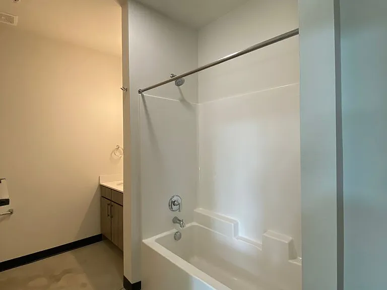 Wall Street Apartments — Photo 14