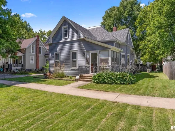 505 SE 2nd Ave, Aledo, IL 61231