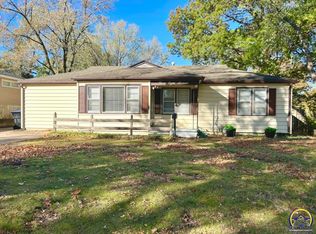 4816 SW 19th St, Topeka, KS 66604