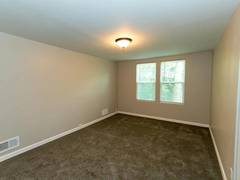 2340 Vodeli St — Photo 24