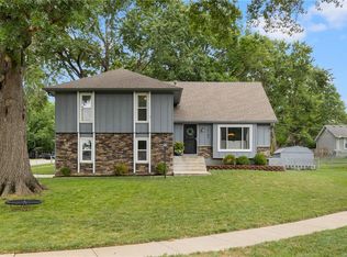 12705 W 99th Ter, Lenexa, KS 66215